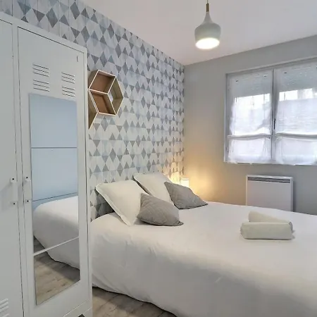 Les Du Pont - Lit Double - Wifi - Inclus - 5 *